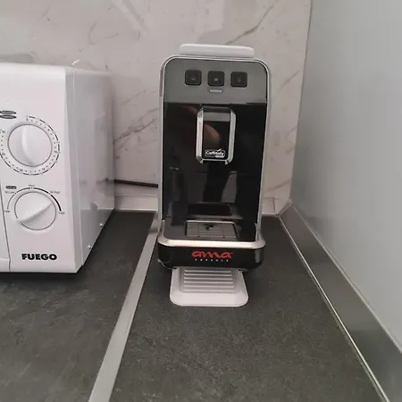 Lovely In アパート Vlorë