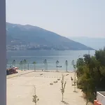 Lovely In * Vlorë