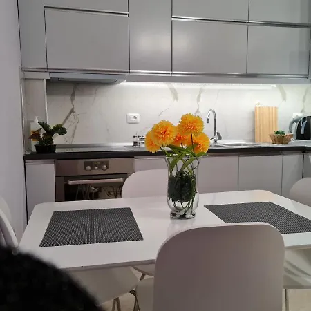 Apartment Lovely In *